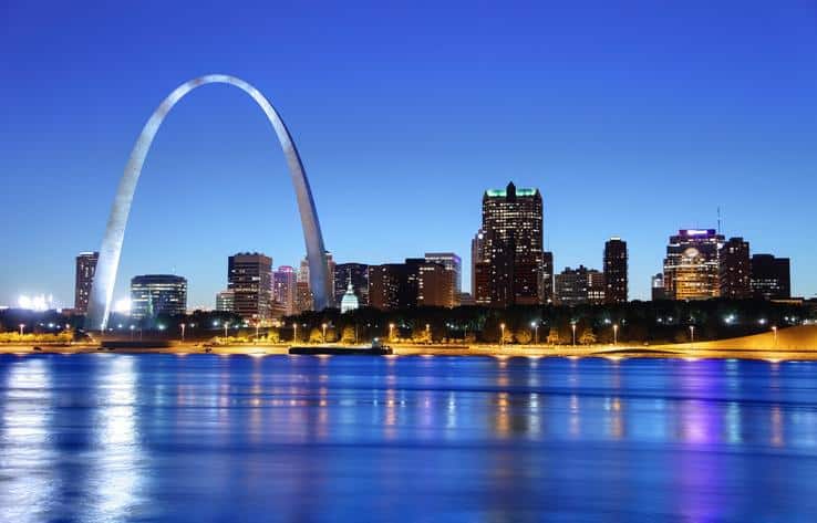 Private plane charter to Spirit of St. Louis Airport (SUS)